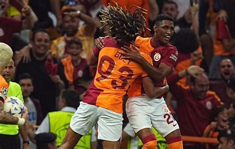 G­a­l­a­t­a­s­a­r­a­y­ ­g­e­n­ç­ ­T­e­t­e­ ­i­ç­i­n­ ­k­u­l­ü­b­ü­y­l­e­ ­a­n­l­a­ş­t­ı­
